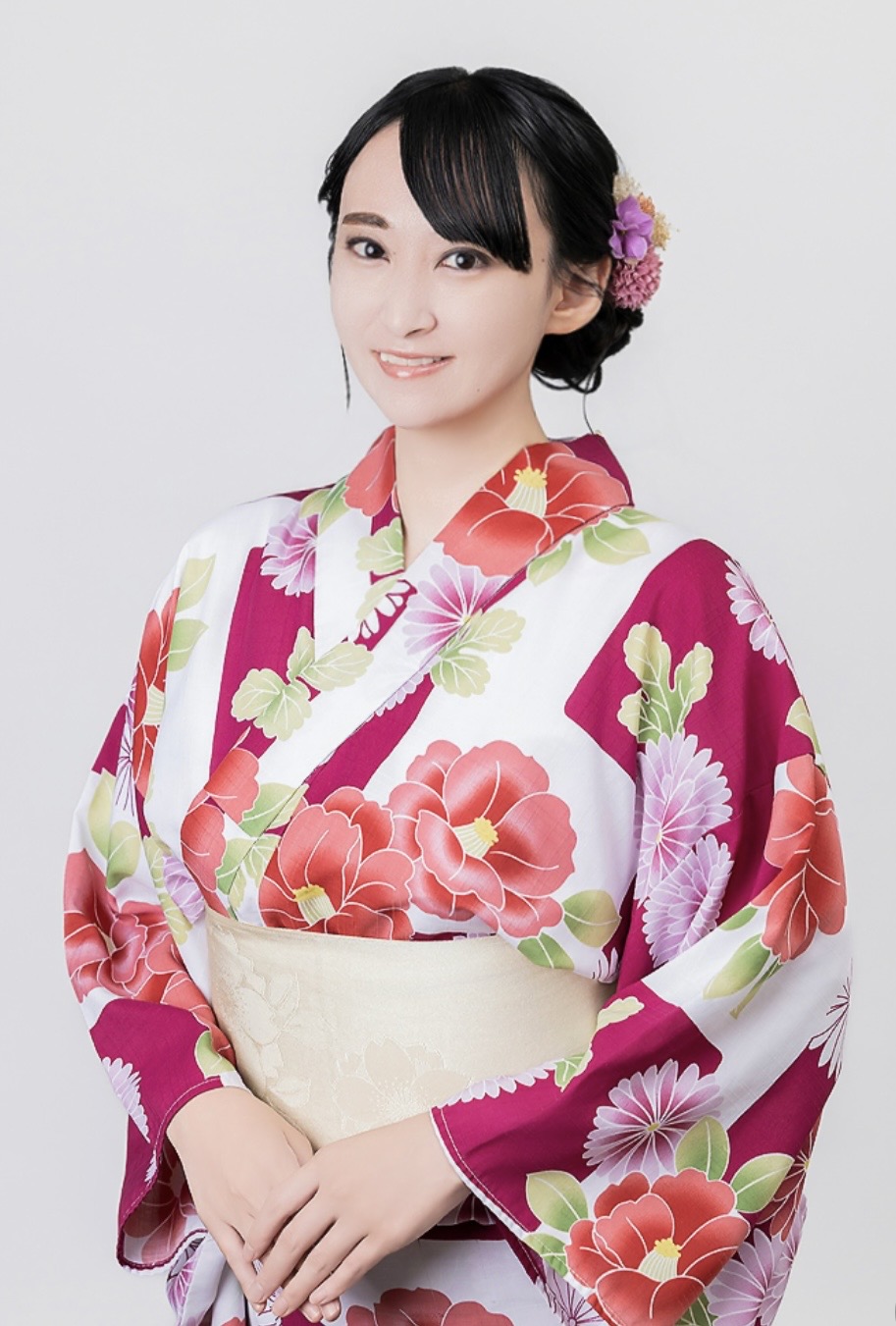 アカリ