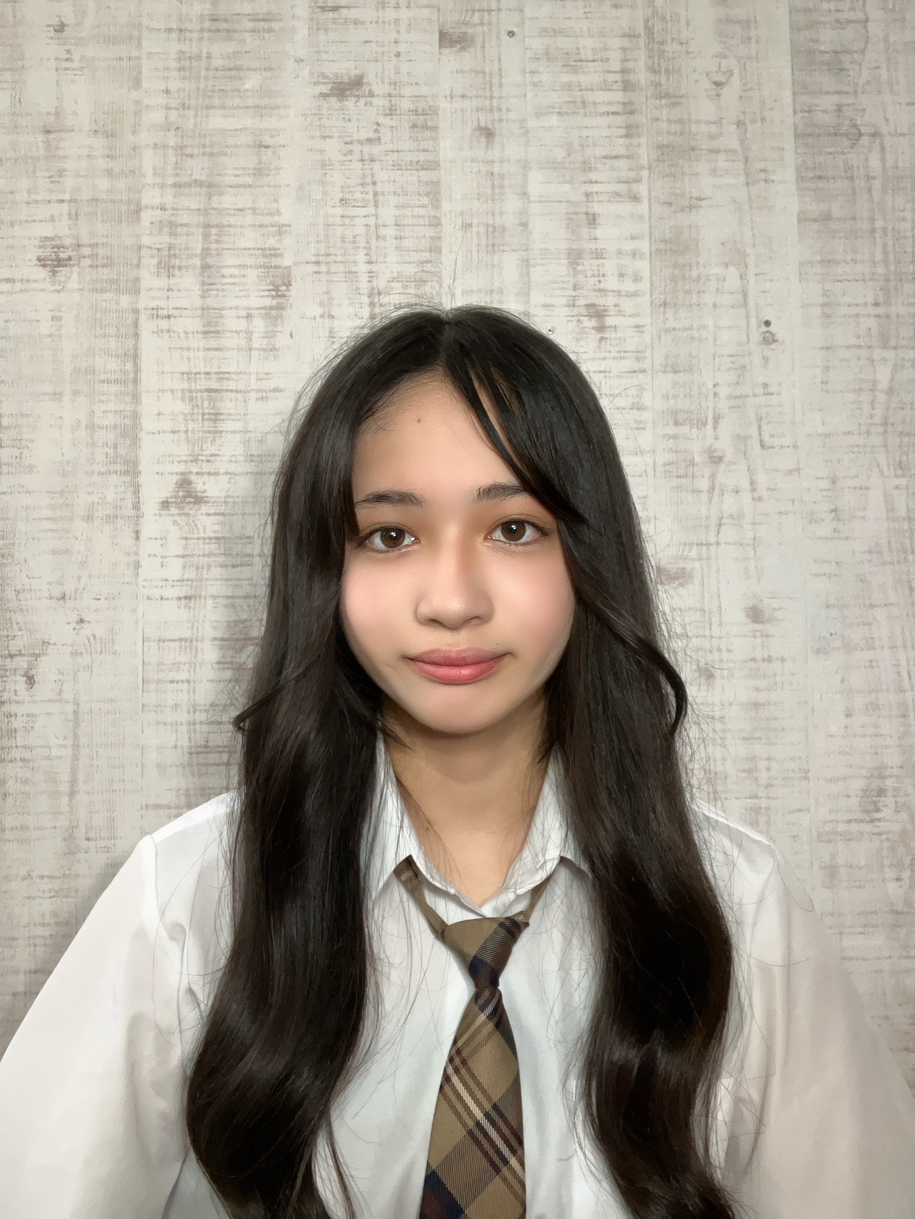 みいな