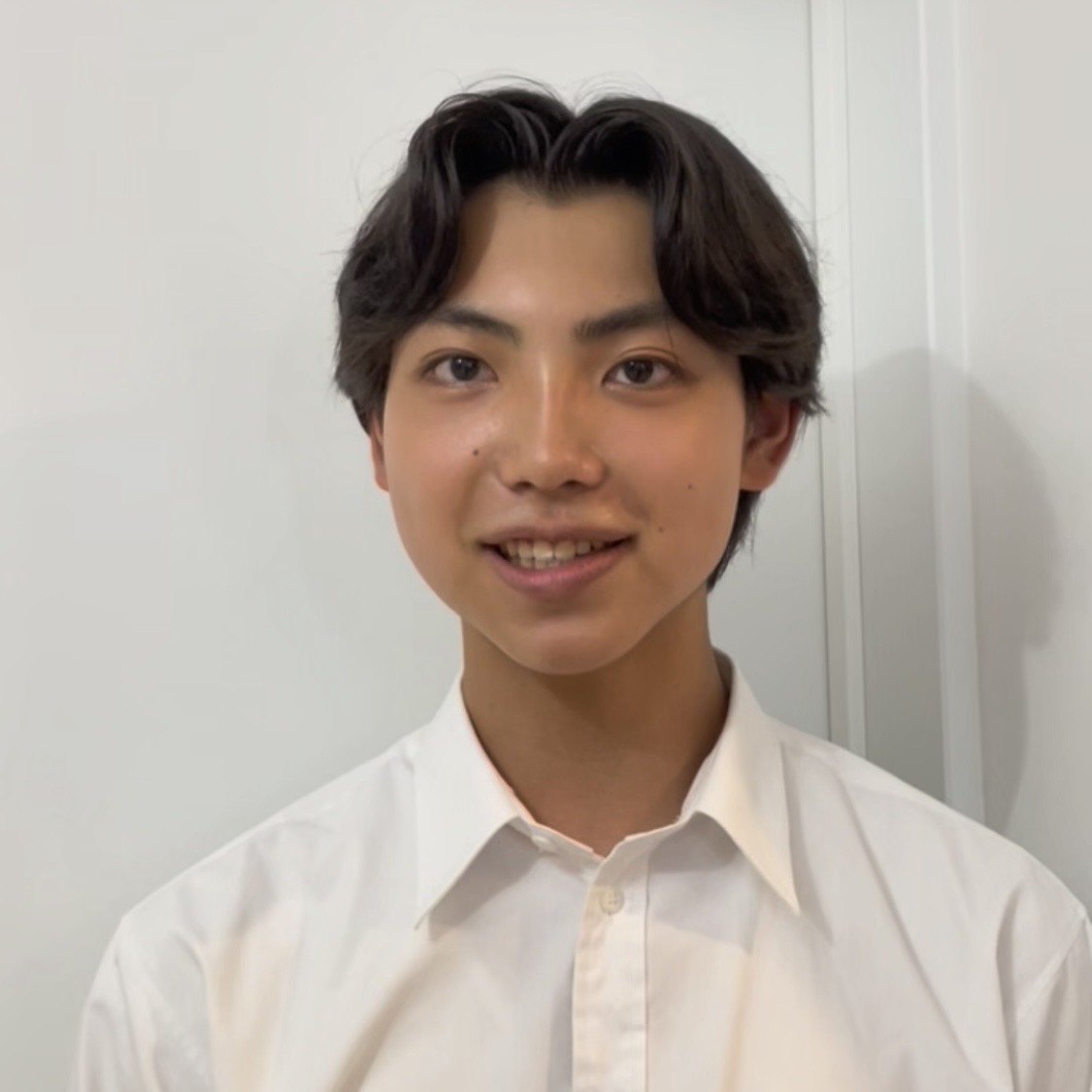 那須真翔