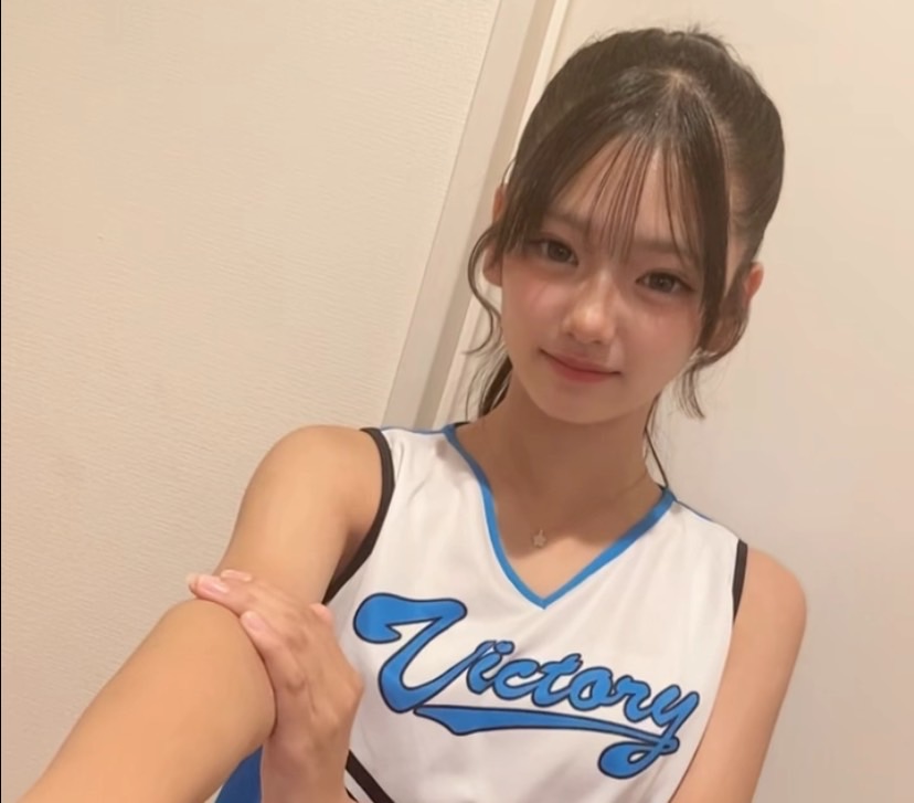 あやな