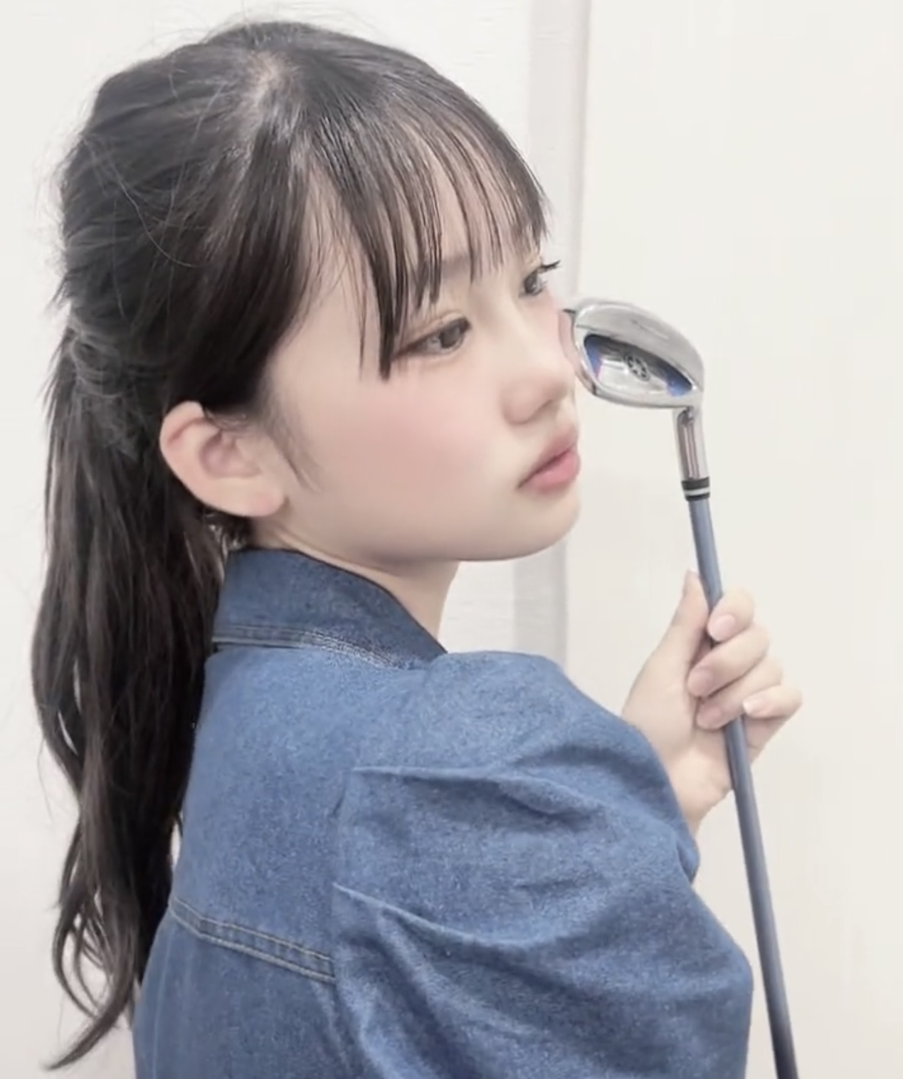 方城りあ